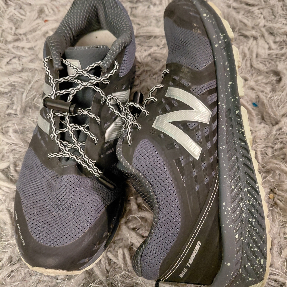 New Balance Men's Gray Trail Running Shoes